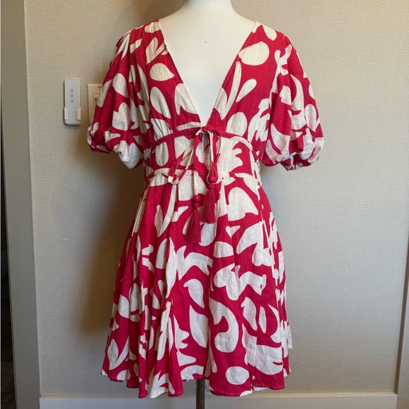 House of Harlow 1960 Blush and Ivory Dress - Picture 4 of 9